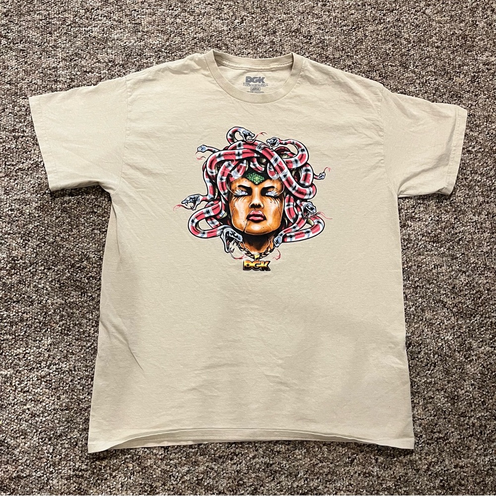 DGK Graphic Tee Size Large